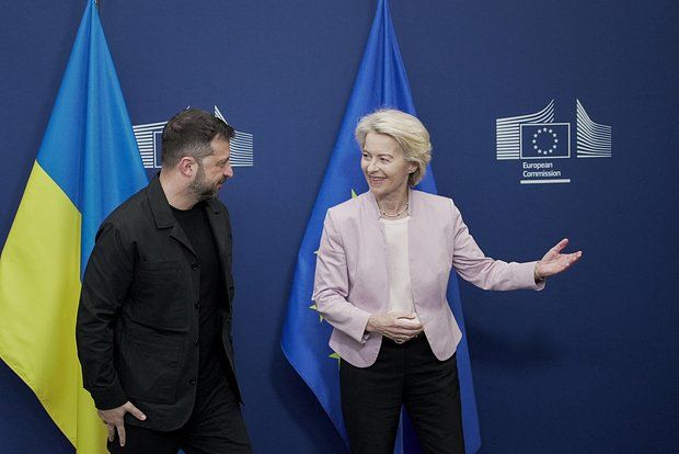 Военкор Коц о консультациях Зеленского с политиками ЕС: Надувают Вову как шарик