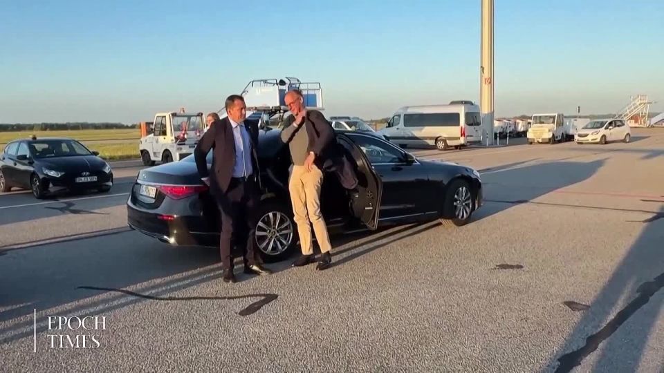 Мерц вылетел в Вашингтон, где сегодня состоится встреча Трампа, Зеленского и лидеров ЕС