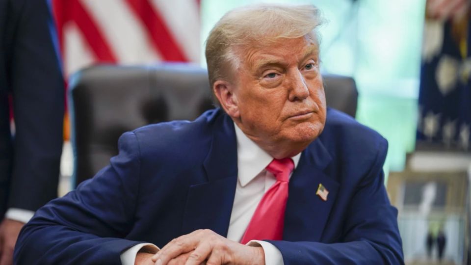 Трамп впервые не стал юлить: "Это глупые люди". Досталось сразу всем