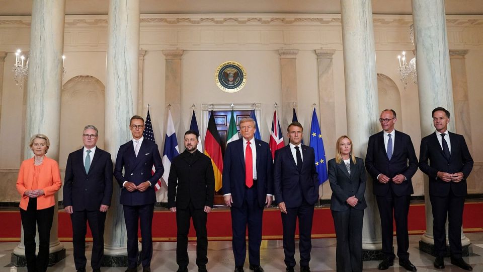 Трамп надеется, что переговоры с Европой приведут к трехсторонней встрече