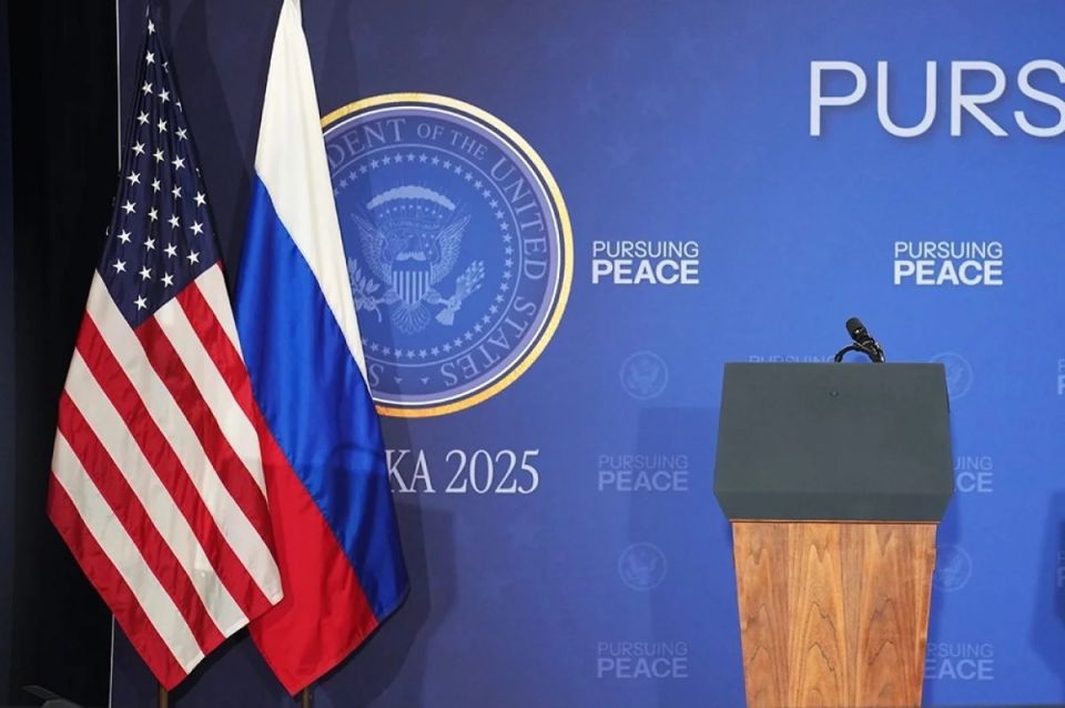 «Убрать Украину с дороги». Политолог объяснил, что мешает сделке США и РФ и зачем она Трампу