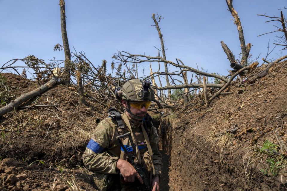 ВСУ планируют принять на вооружение 15 тысяч наземных роботов