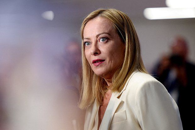 Премьер Италии выступила против идеи Макрона об отправке миротворцев на Украину