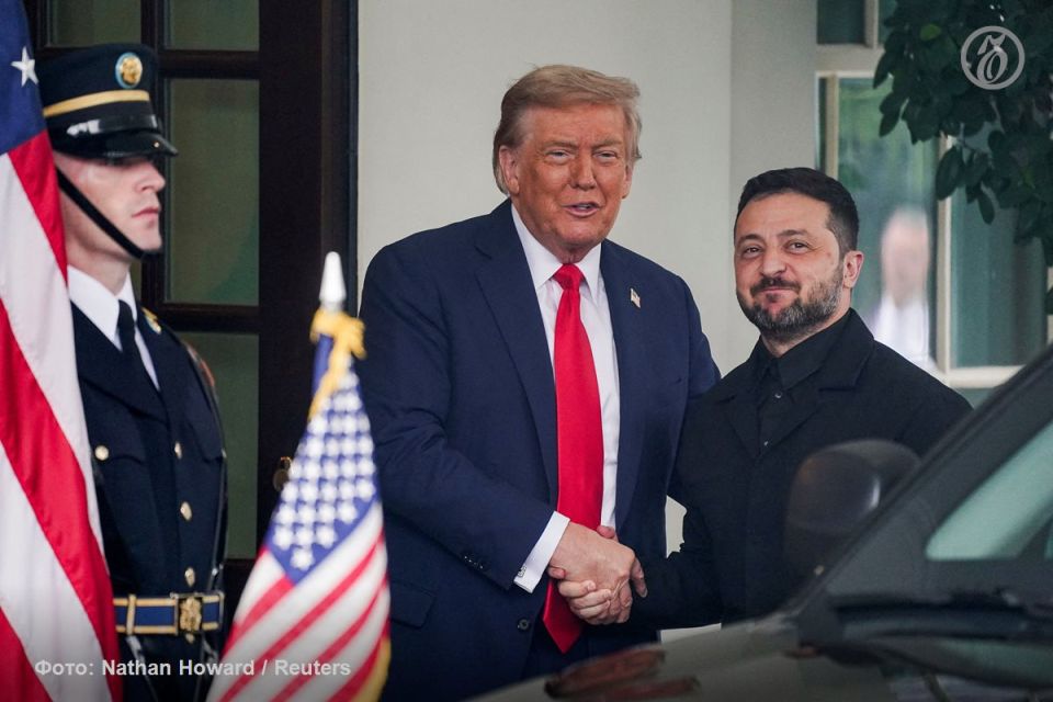 «Мне нравится»,— воскликнул Дональд Трамп, приветствуя Владимира Зеленского, указывая на его черный костюм