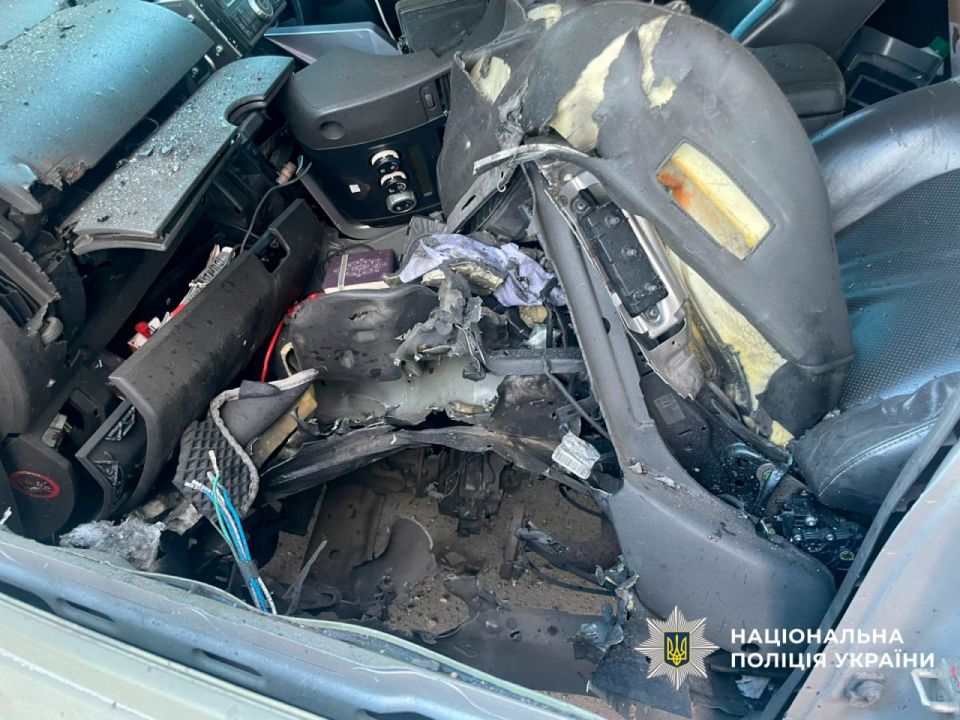 В Киеве неизвестные подорвали военный автомобиль — машина стояла в Подольском районе