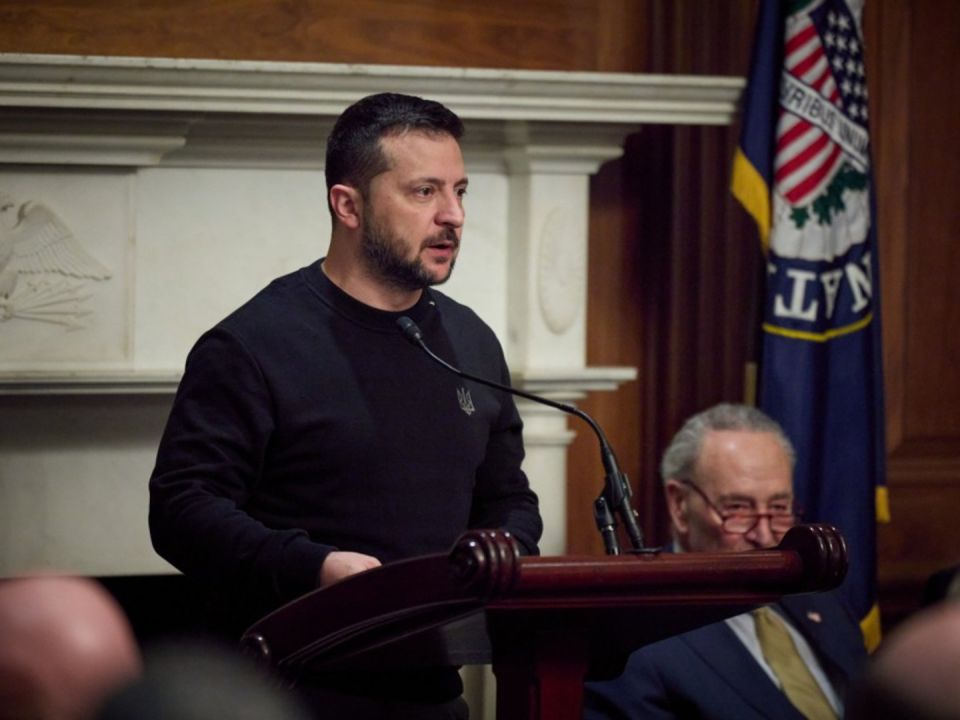 Дизайнер предположила, как оденется Зеленский на встречу с Трампом