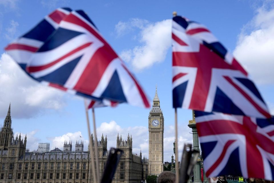 СМИ: Британия может поддержать соглашение по Украине до прекращения огня