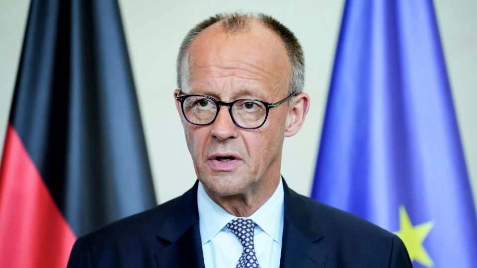 Желание Мерца обеспечить Украине гарантии безопасности опасно для ФРГ – Вайдель