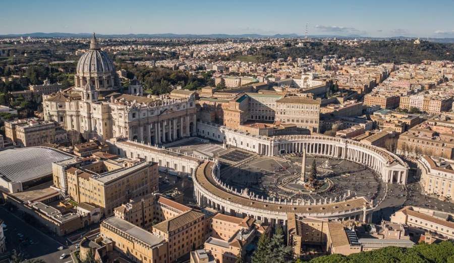 «Было бы красиво». В Госдуме предложили провести встречу Путина и Зеленского в Ватикане или в Москве