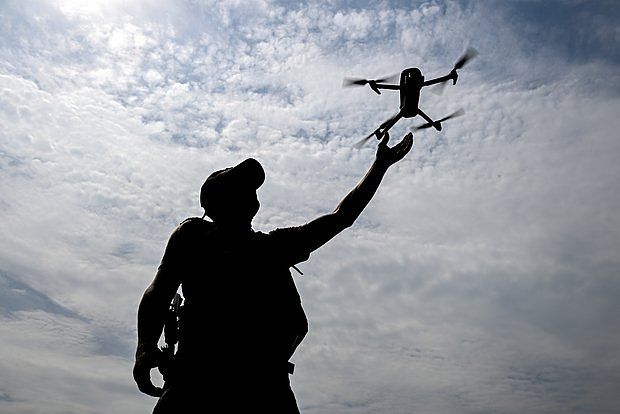 В ВСУ рассказали об оперативном уничтожении их дронов беспилотниками ВС России