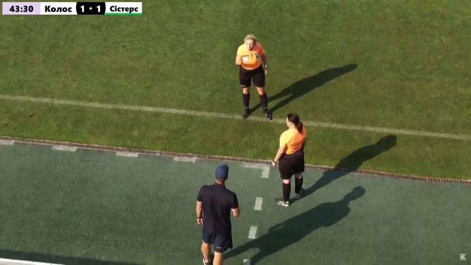 «На языке России мы здесь не общаемся. Жёлтая карточка за несогласие. Общайтесь на мове, ведь это чемпионат Украины»