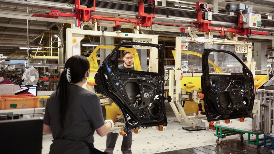 Юрий Баранчик: Работники французской Renault против производства дронов для Украины