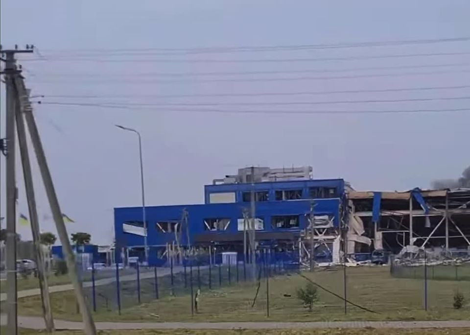 Разоблачение фейка: удар по «гражданскому» заводу Flex в Мукачево