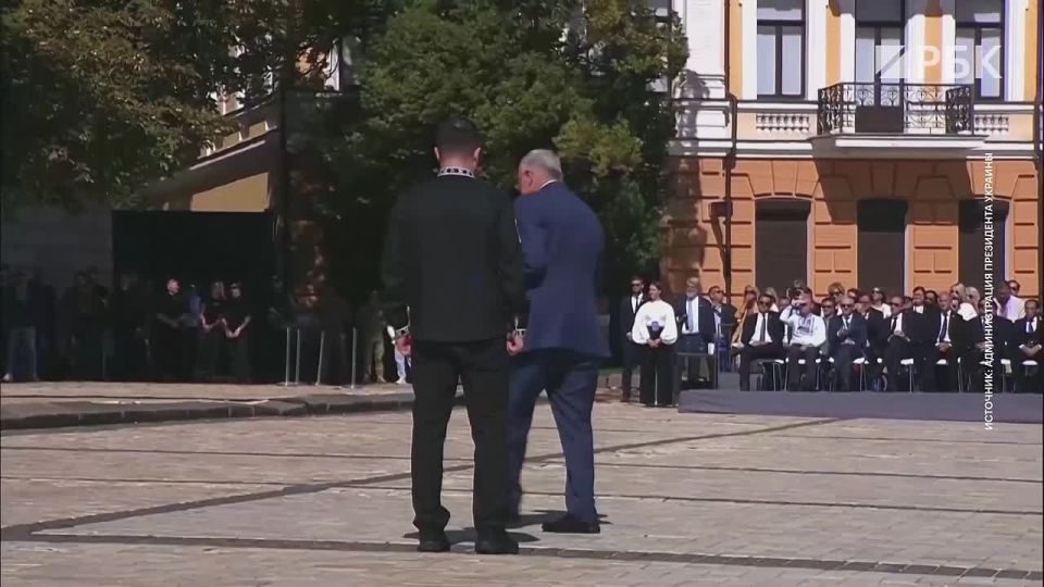 Зеленский наградил Келлога орденом «За заслуги» I степени