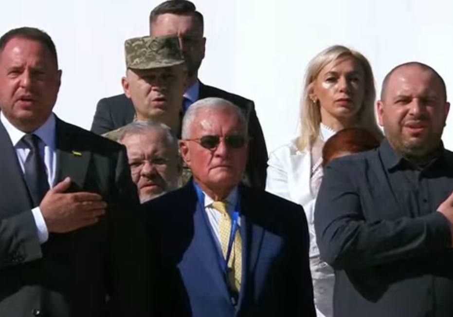 ���� �������: ������������� ������ ��� ������ � ������� � �����