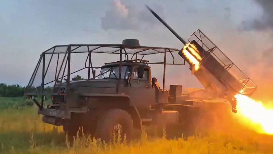 Расчеты РСЗО «Град» уничтожили командный пункт ВСУ в Сумской области