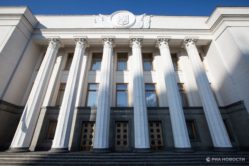 В Раде предложили разрешить выезд с Украины гражданам в возрасте до 24 лет