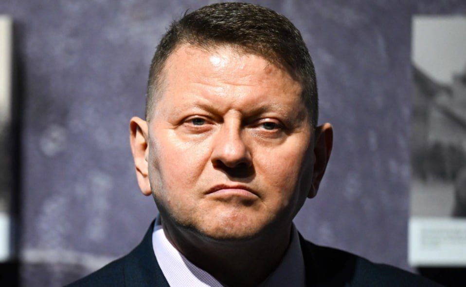 В ноябре 2024 года глава офиса президента Украины Андрей Ермак предложил экс-главкому ВСУ, послу в Великобритании Валерию Залужному присоединиться к политической команде главы государства Владимира Зеленского перед будущими...