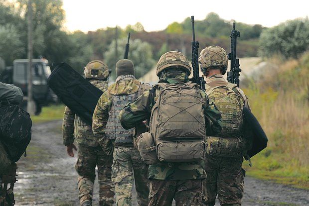 Бунятов: Украинцам до 22 разрешили уезжать ради понижения возраста мобилизации