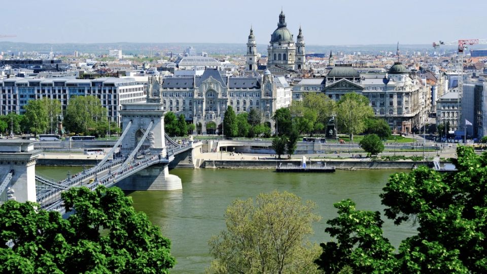 Россию одолеть не удалось - Европа нашла врага поменьше: Война началась, в авангарде снова Украина