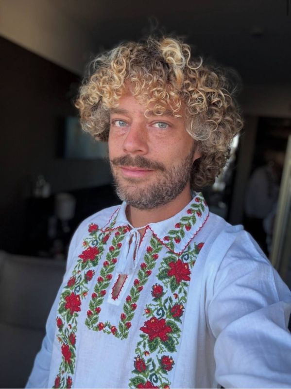 Илья Варламов* резко переключил симпатию с Украины на Молдавию и выкатил пост с поздравлениями евроинтеграшкам