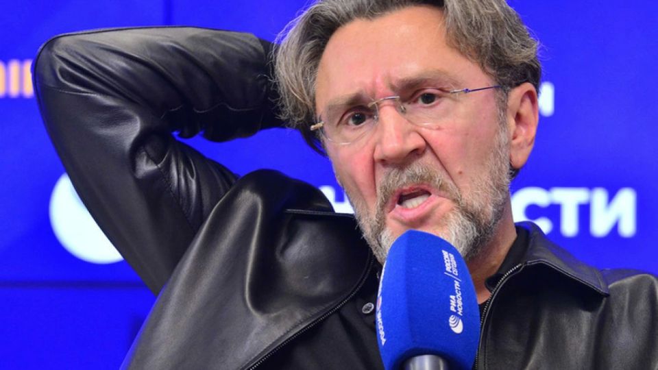 "А деньги бывают - такое бывает": Шнуров отказался помогать бойцам СВО