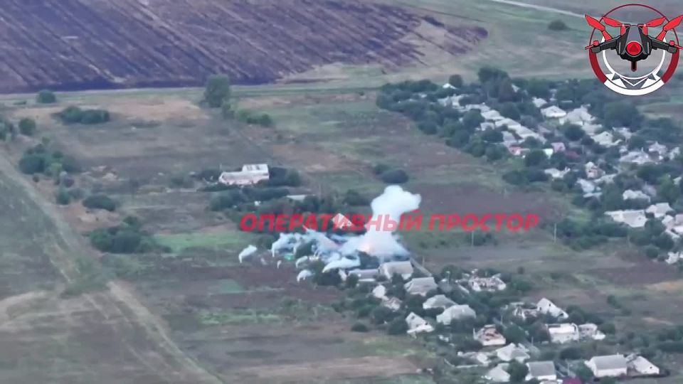 Прилет ФПВ 1 танковой армии по дому с всушниками в Богуславке