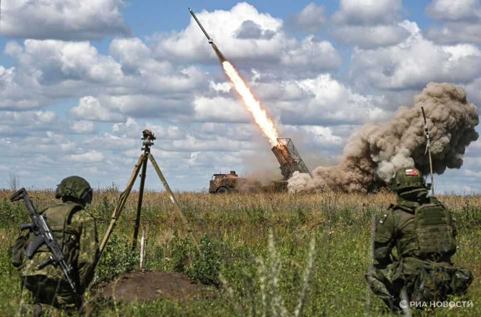 ВС России нанесли удар по 10 военным аэродромам Украины