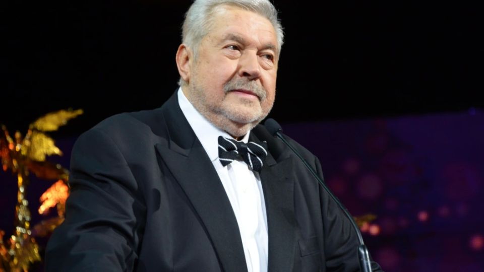 ������ ����� � ����. �������� � ��� ��������� ������ � ���������� ���� �������� ������ �� ����������� ��