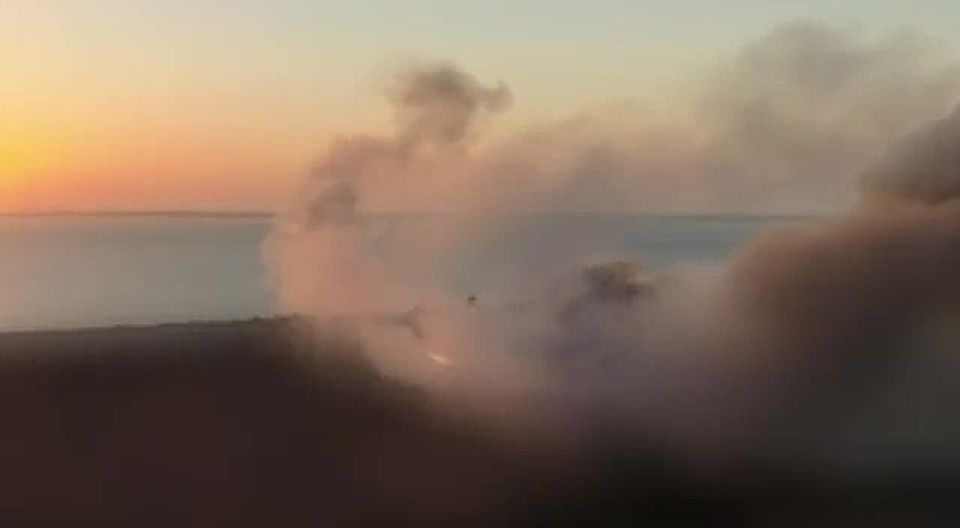 Сергей Мардан: Зеленский по итогам совещания с Сырским продемонстрировал запуск ракеты «фламинго» и заявил, что хохлы готовят новые дикпики дипстрайки