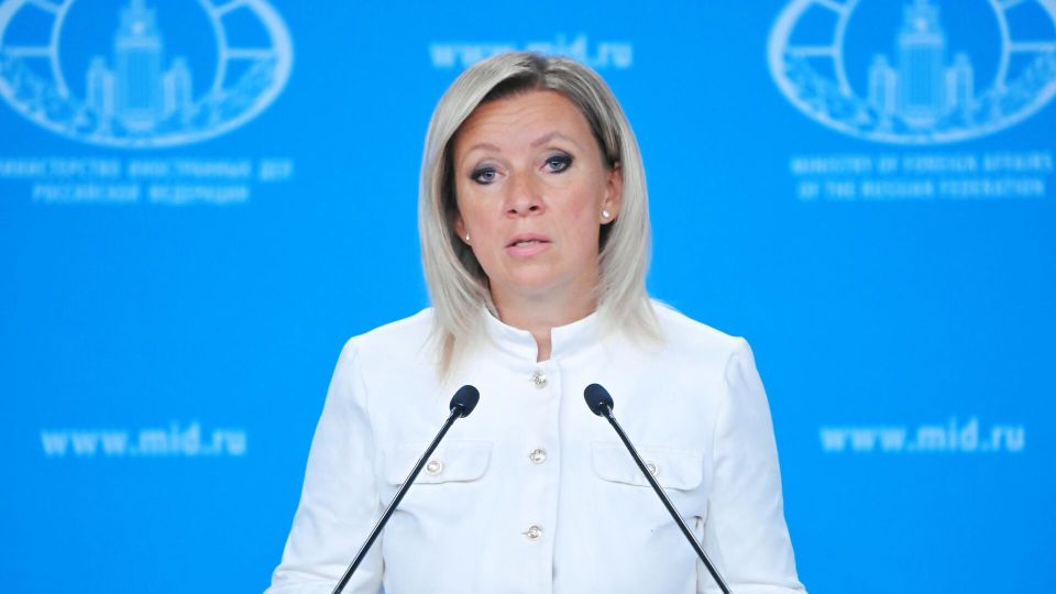 Запад отринул международные обязательства ради украинского нарратива — Захарова
