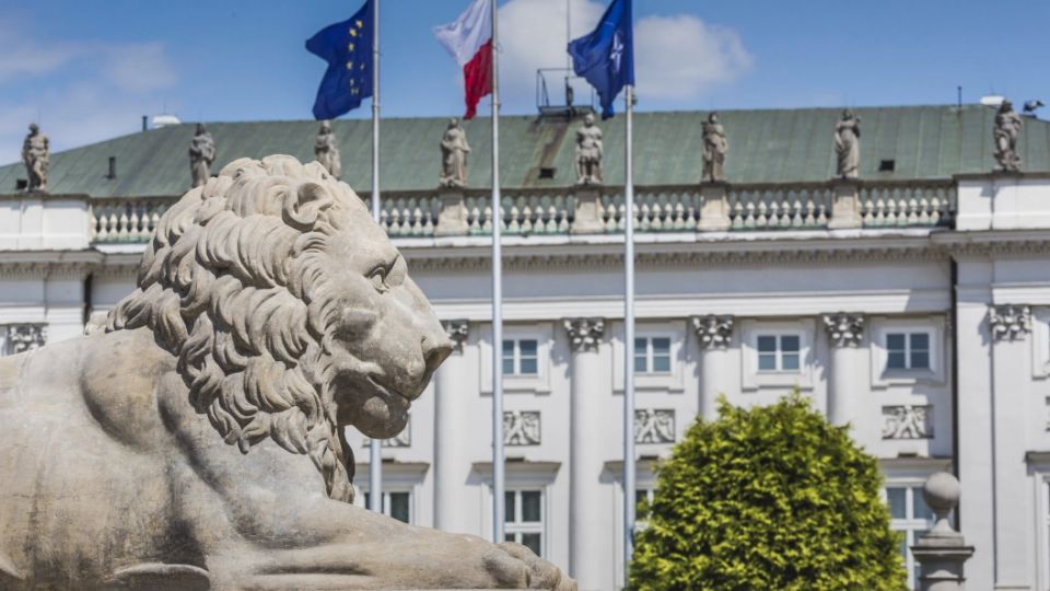 ����: ��������� ����� �� ������ � ����� ������� � � �������� � �������