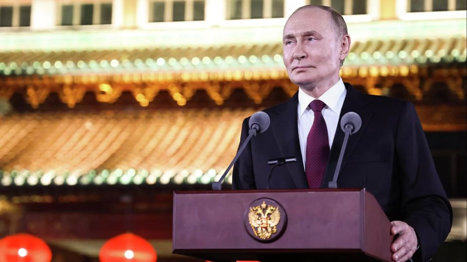 Запад использует Украину как предлог для решения экономических проблем – Путин