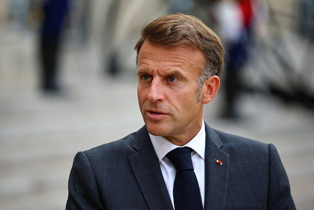 Макрон: Коалиция желающих готова предоставить Украине гарантии безопасности