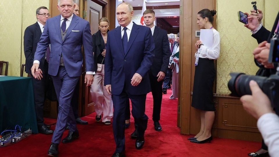 ��������� �������� ������ ������� ���� � ����� ����������� � ���� �� �������