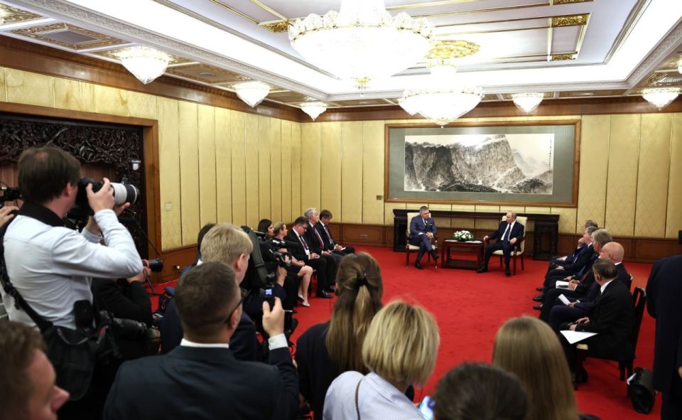      ..         . (, 2  2025 )