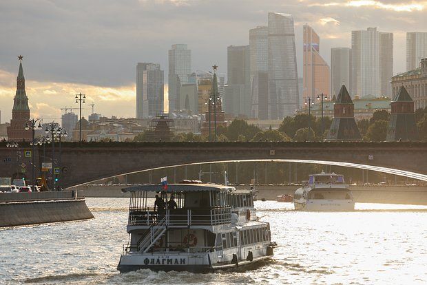 Политолог Асафов назвал Москву наиболее конструктивной площадкой для переговоров