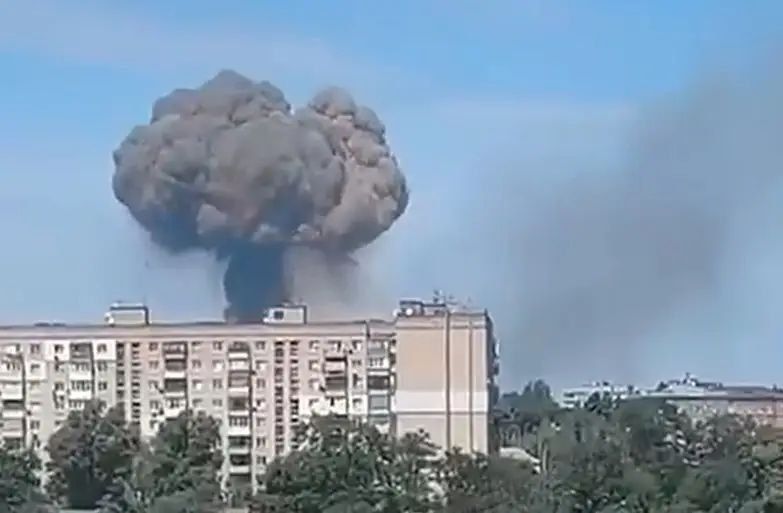 Владислав Шурыгин: Максим Юсин совершенно справедливо сомневается в версии удара по зданию кабмина Украины &quot;Искандером&quot;