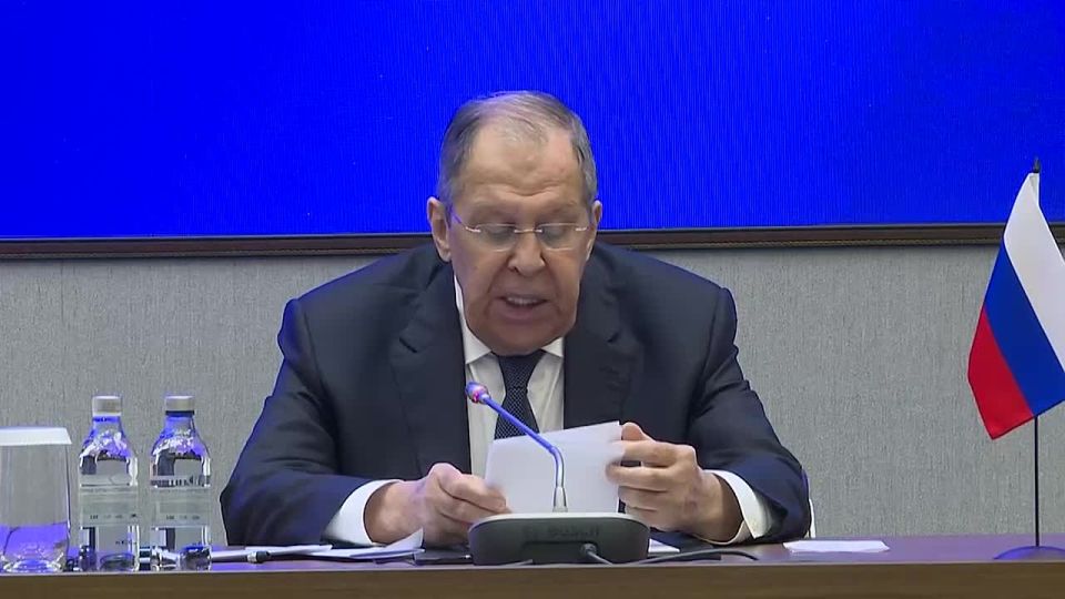            ..    -        -    ...