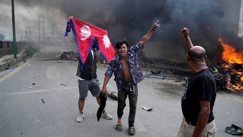 Кому выгодна революция в Непале?