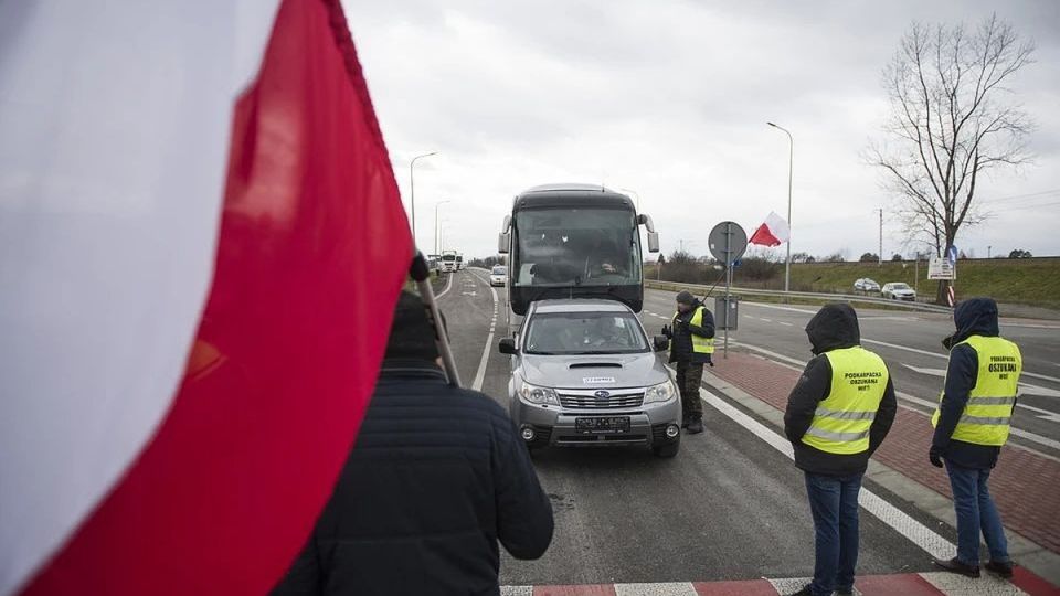 Украина внезапно нанесла удар по Польше: в Варшаве бьют тревогу из-за последствий