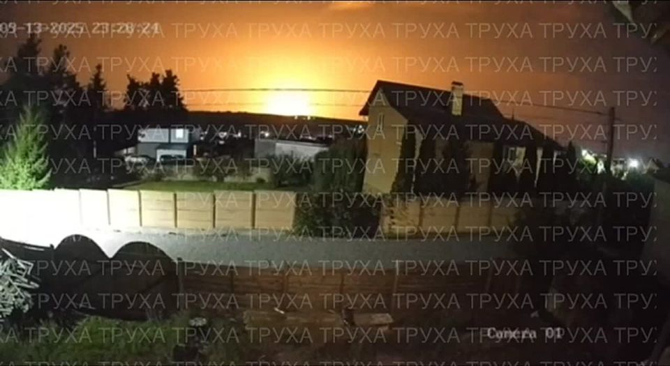 В Киевской области прилеты у авиабазы ВСУ в Василькове: взорвана вражеская нефтебаза