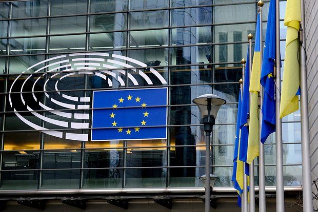 «Зеркало недели»: Украина и Евросоюз подпишут обновленное торговое соглашение