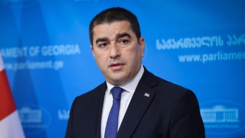 Спикер парламента Грузии Шалва Папуашвили заявил, что Тбилиси намерен потребовать объяснений от Киева за недружественные действия после завершения конфликта
