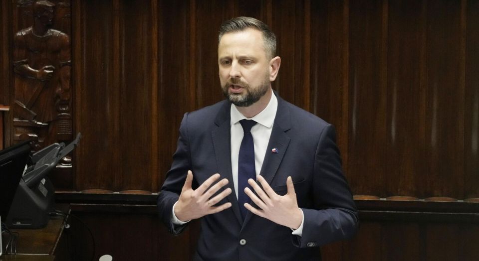 Глава Минобороны Польши поехал в Киев договариваться об обучении бою с БПЛА