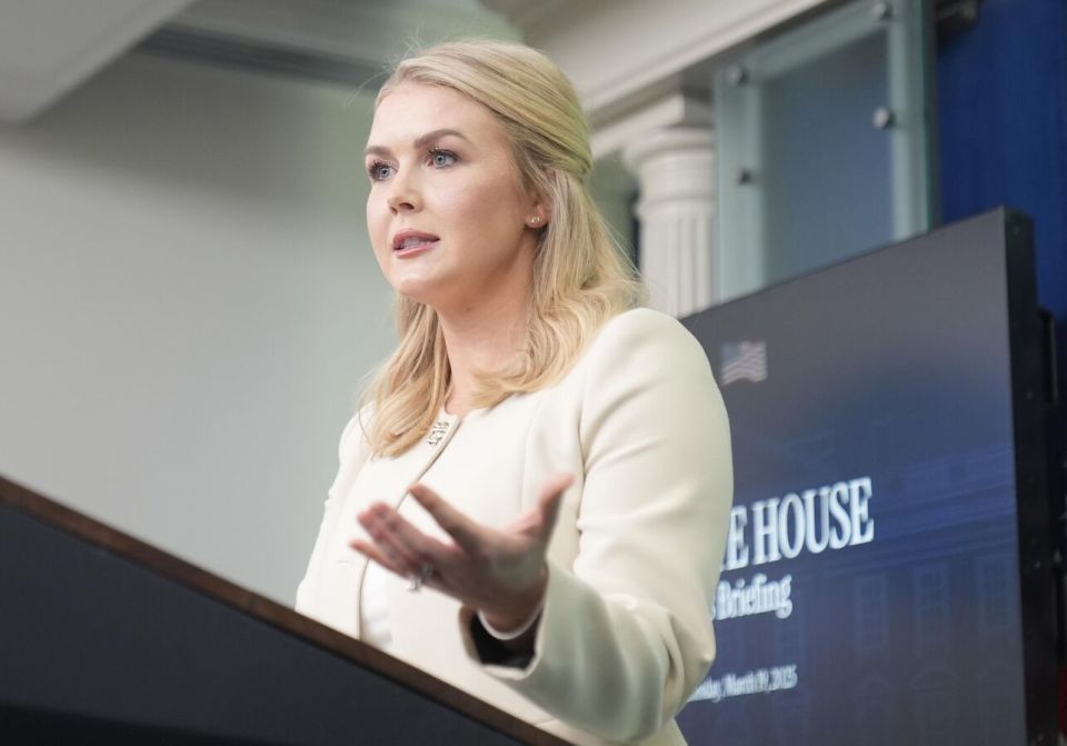 CBS: пресс-секретарь Белого дома перешла под охрану Секретной службы