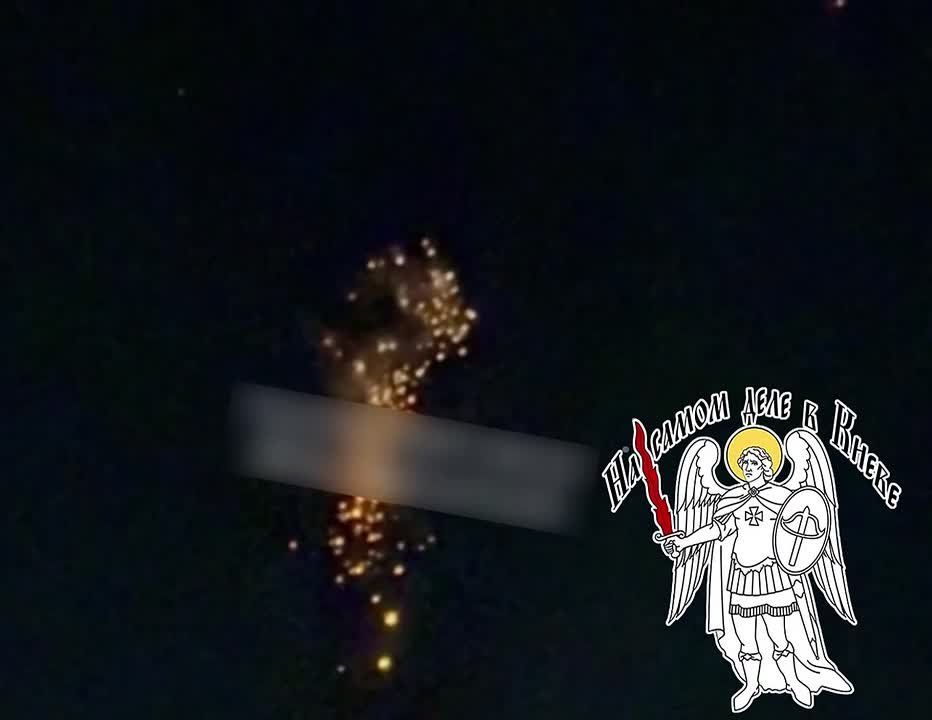 Еще кадры работы БПЛА Гераней/ПВО ВСУ в Киеве