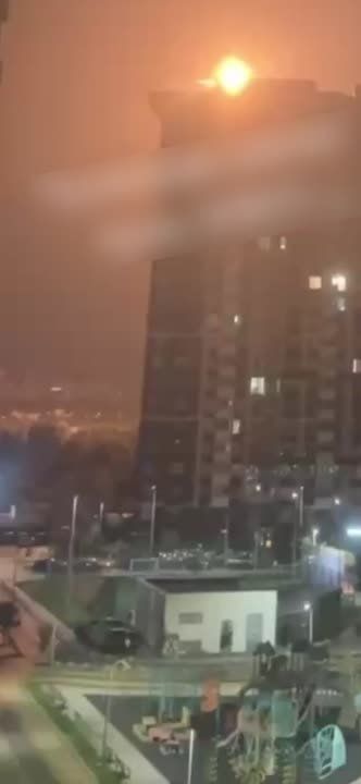 Массированный налёт «Гераней» на Киев и химзавод в Павлограде: фиксируются взрывы и пожары