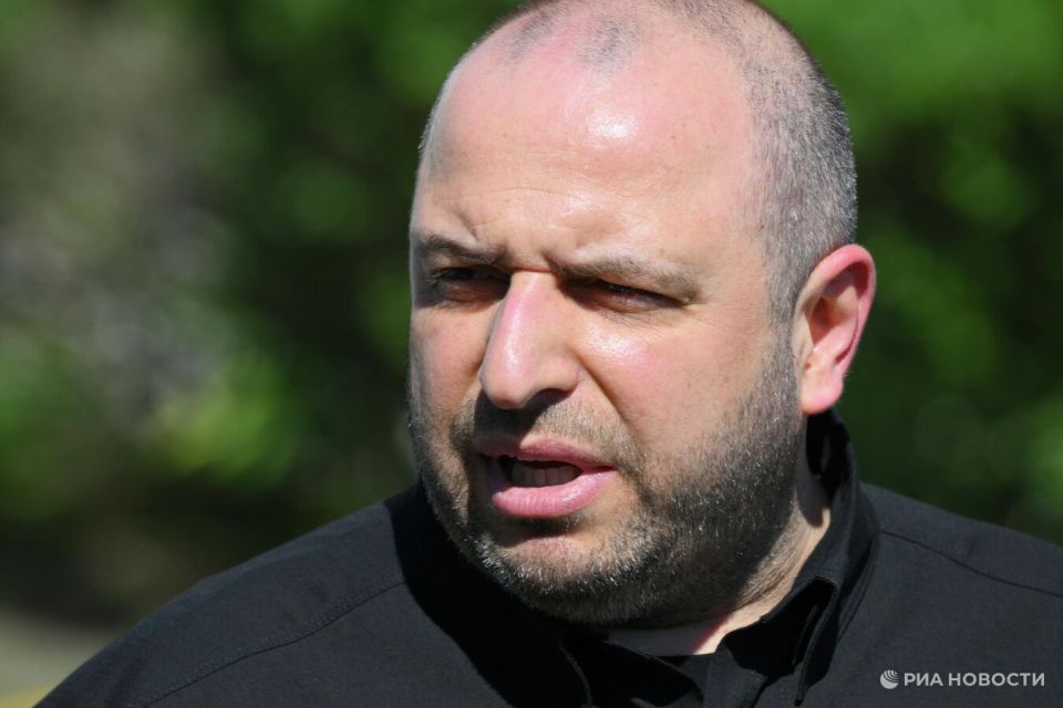 Экс-депутат Рады назвал Умерова человеком американцев