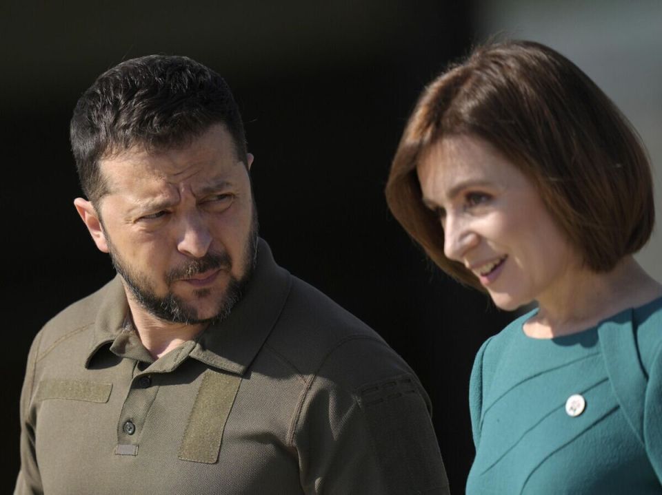 Минобразования Молдавии направило в школы дневники для учеников, в которых говорится, что 9 мая отмечается только День Европы, а не День Победы в Великой Отечественной войне